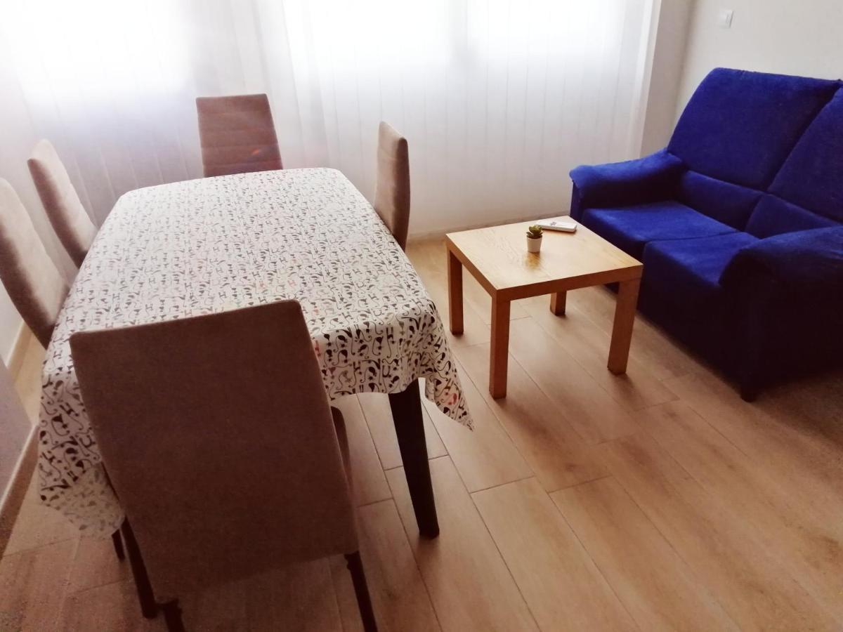 Apartamentos Turisticos Plaza San Juan 2 Tudela Kültér fotó