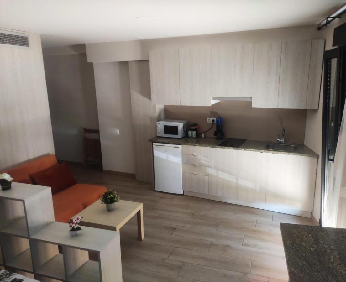 Apartamentos Turisticos Plaza San Juan 2 Tudela Kültér fotó